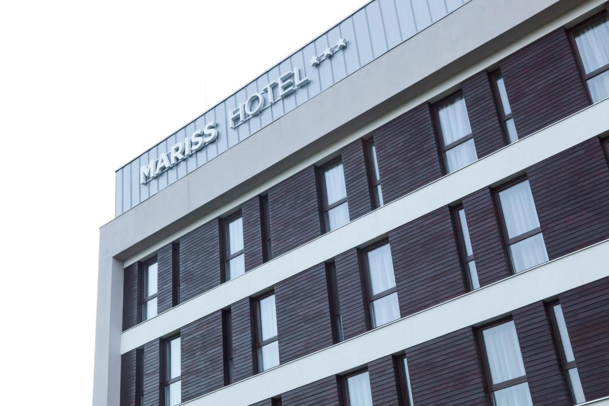 Hotel Mariss Alba Iulia Exterior photo